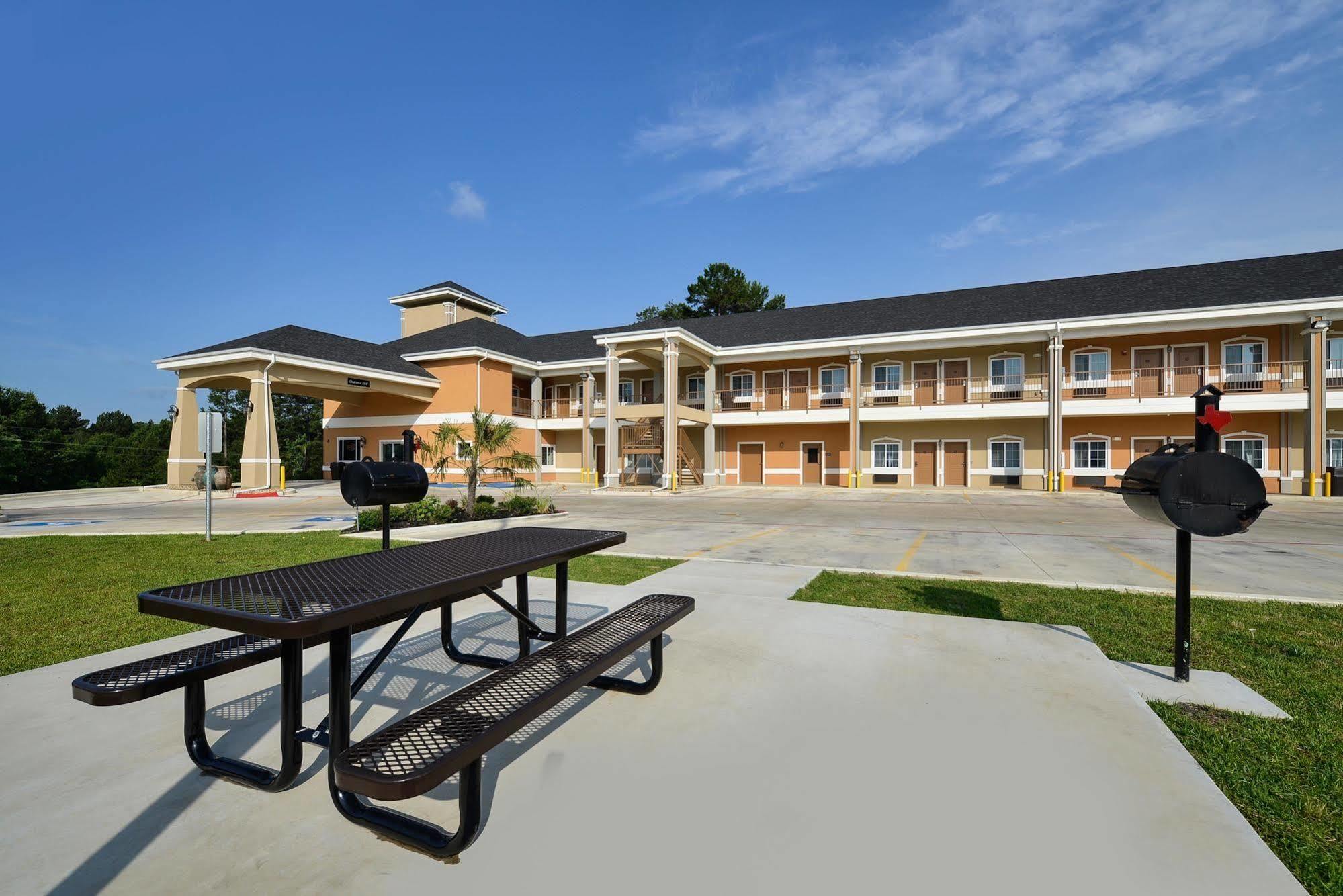 Belmont Inn And Suites Tatum Екстер'єр фото